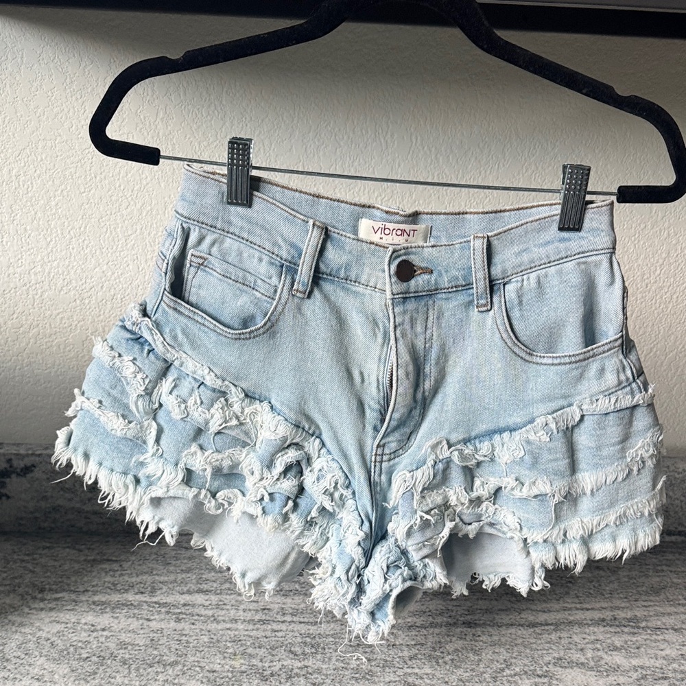 Vibrant Women's Frayed Light Blue Jean Shorts